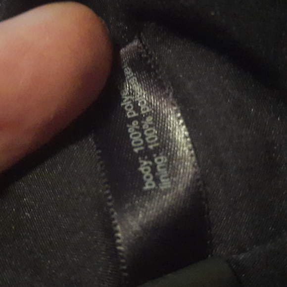 The Limited Skirt XS - Picture 7 of 7